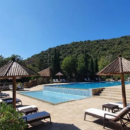 Villa Domaine Codaleone Serriera (Corsica)