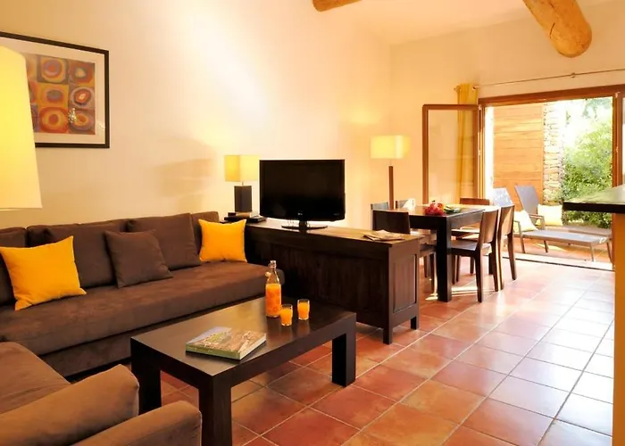 Domaine Codaleone Serriera (Corsica)