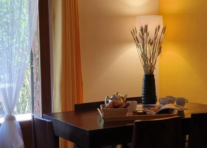 Vila Domaine Codaleone Serriera (Corsica)