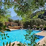 Villa Domaine Codaleone Serriera (Corsica)