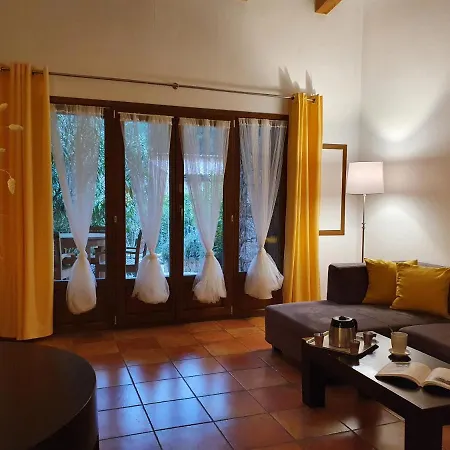 Villa Domaine Codaleone Serriera (Corsica)